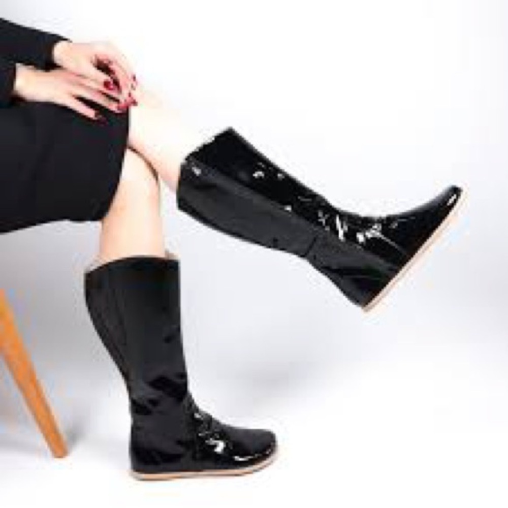 NWOB Aintap Shiny Patent Leather Knee High Flat Boots Size: EU 39 (Size: US 8)